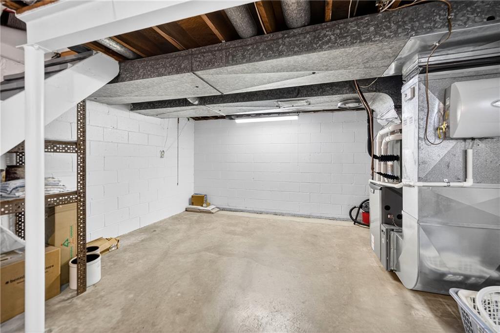 8439 Edwood Road Pittsburgh, PA 15237 - Photo 39 of 46 Perfect for all of Your Storage Needs.