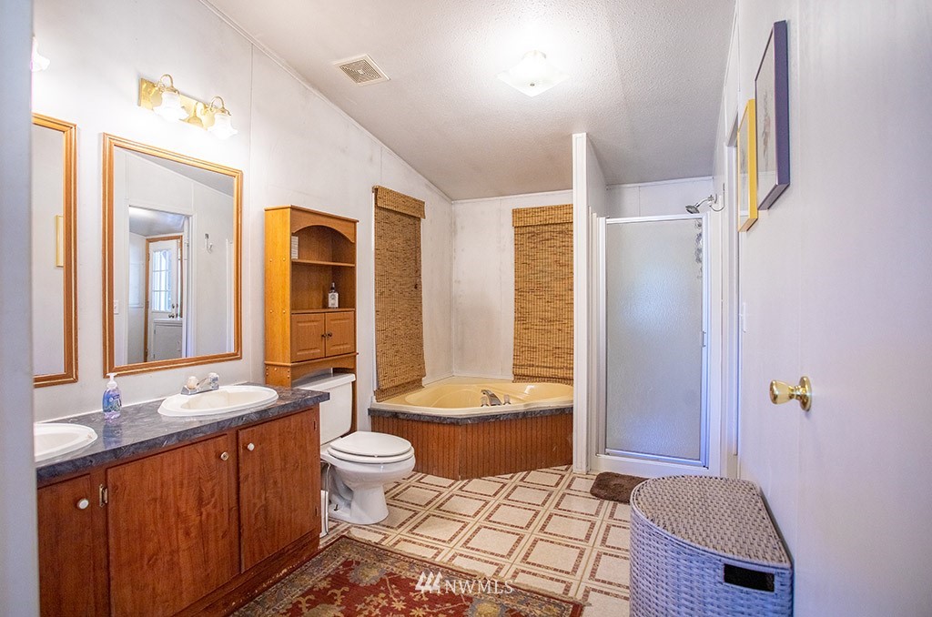 4290 Southeast Horstman Road Port Orchard, WA 98366 - Photo 17 of 28 Gallery Image 17