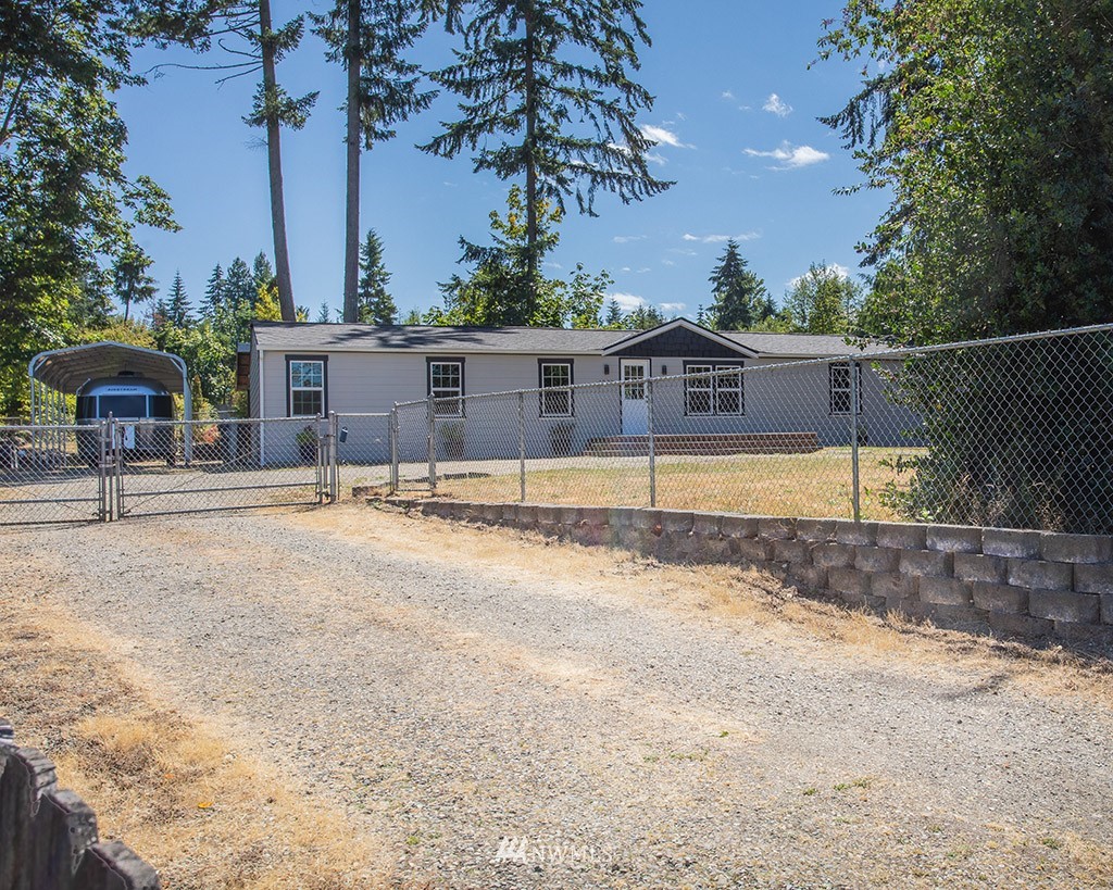 4290 Southeast Horstman Road Port Orchard, WA 98366 - Photo 3 of 28 Gallery Image 3
