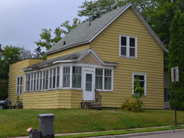 657 West Davenport Street Rhinelander, WI 54501 - Photo 2 of 2 Gallery Image 2