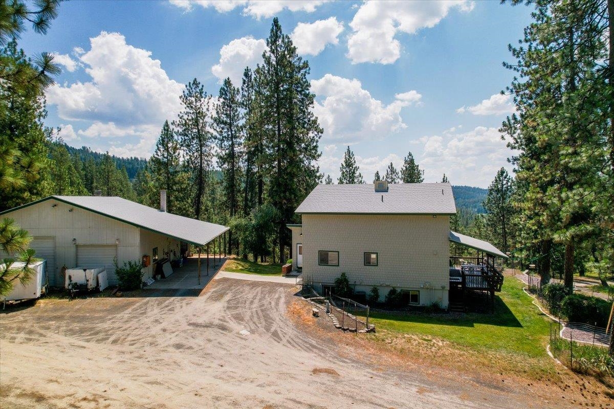14307 East Cooper Road Mead, WA 99021 - Photo 2 of 49