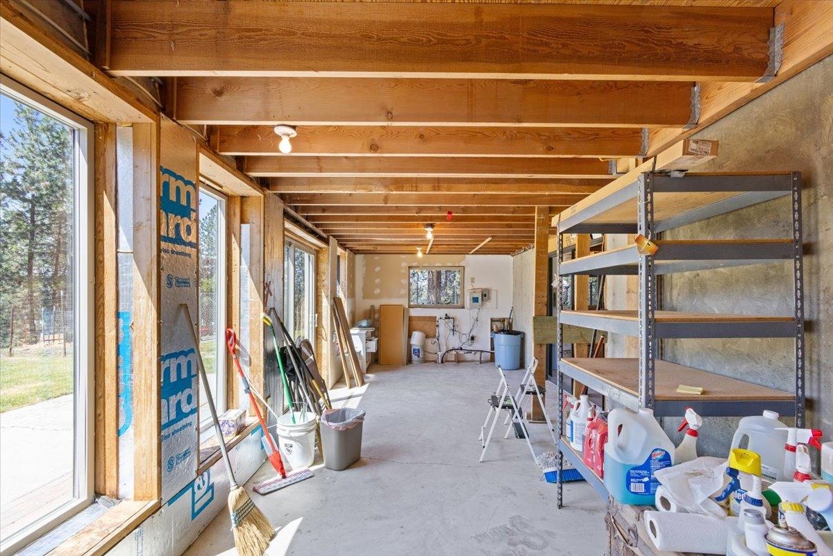 14307 East Cooper Road Mead, WA 99021 - Photo 29 of 49