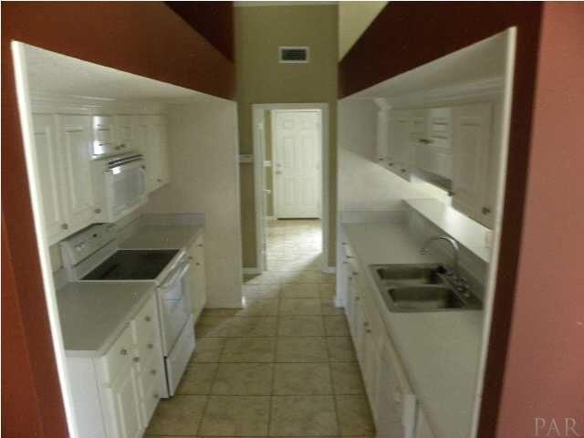 6944 Raburn Road Pensacola, FL 32526 - Photo 5 of 8 Gallery Image 5