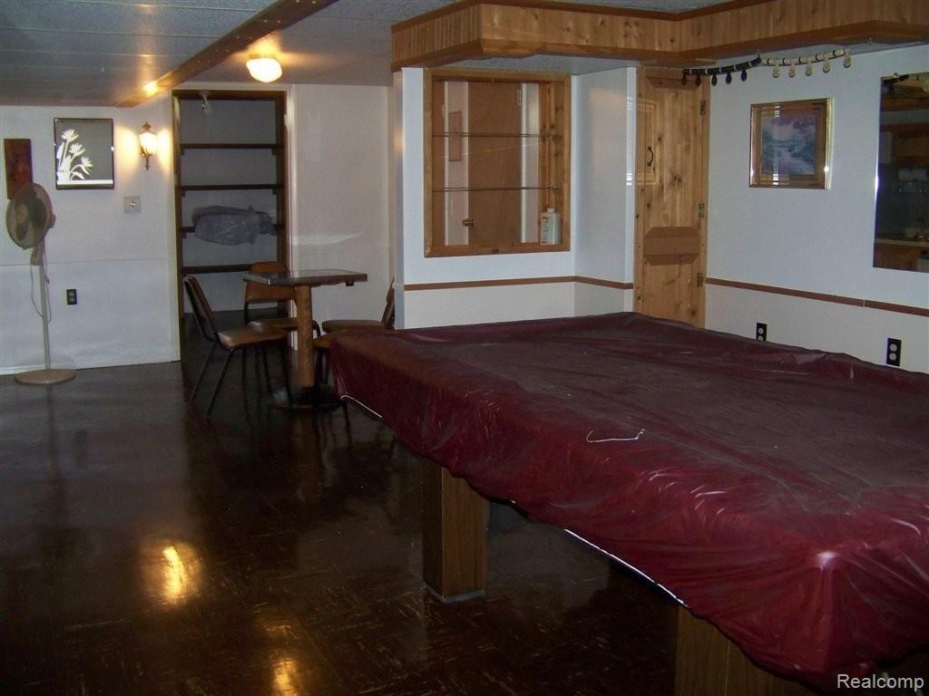 7633 Pardee Road Taylor, MI 48180 - Photo 15 of 20 017.JPG