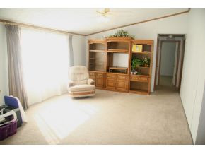 124 Hammons Road Watauga, TN 37694 - Photo 3 of 10 Family Room