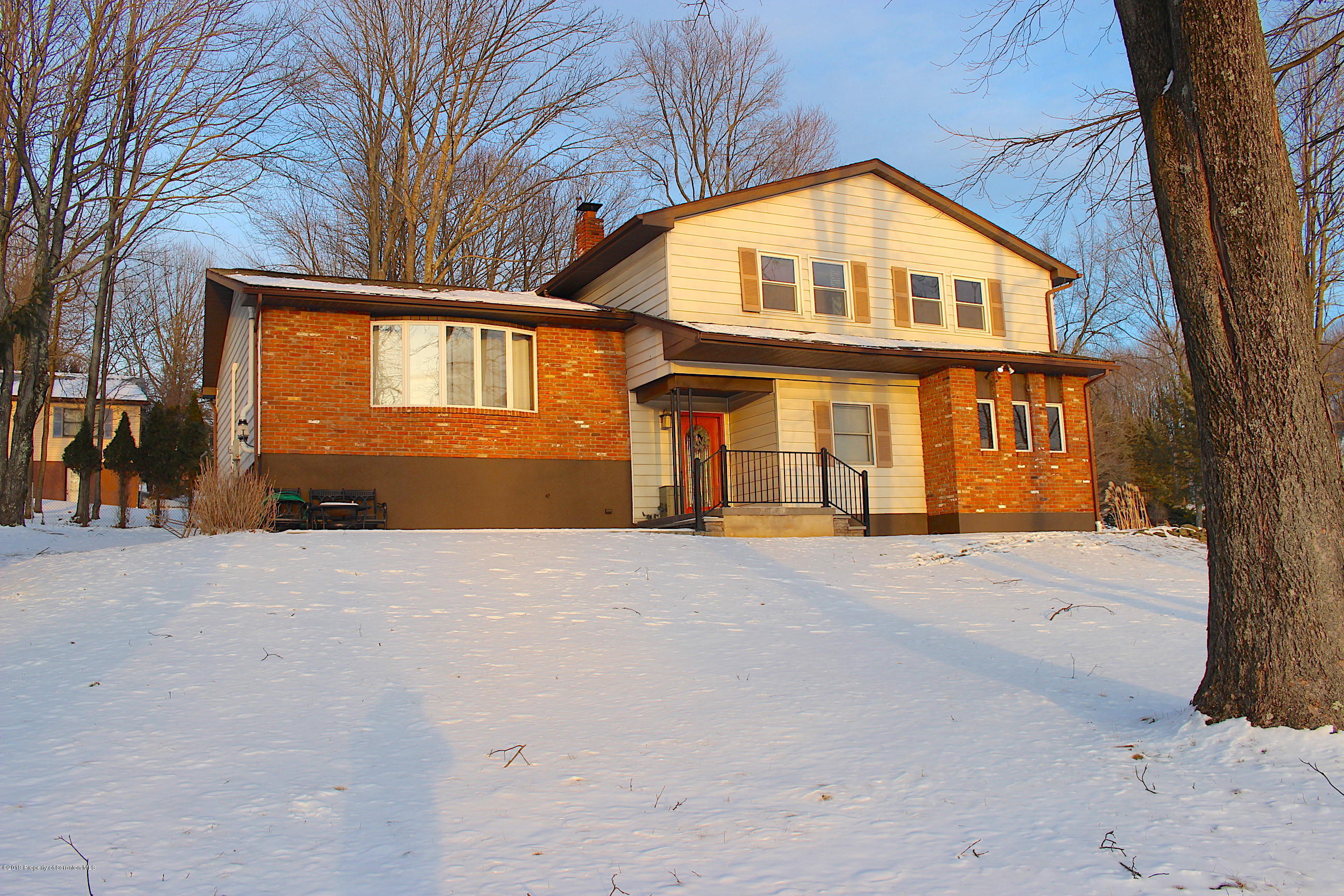 3 Laurel Hill Road Dalton, PA 18414 - Photo 2 of 31 Front 1
