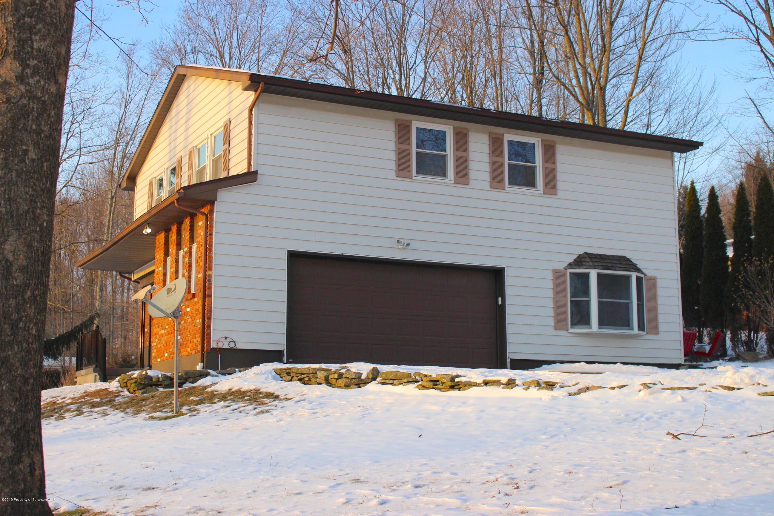 3 Laurel Hill Road Dalton, PA 18414 - Photo 4 of 31 Garage