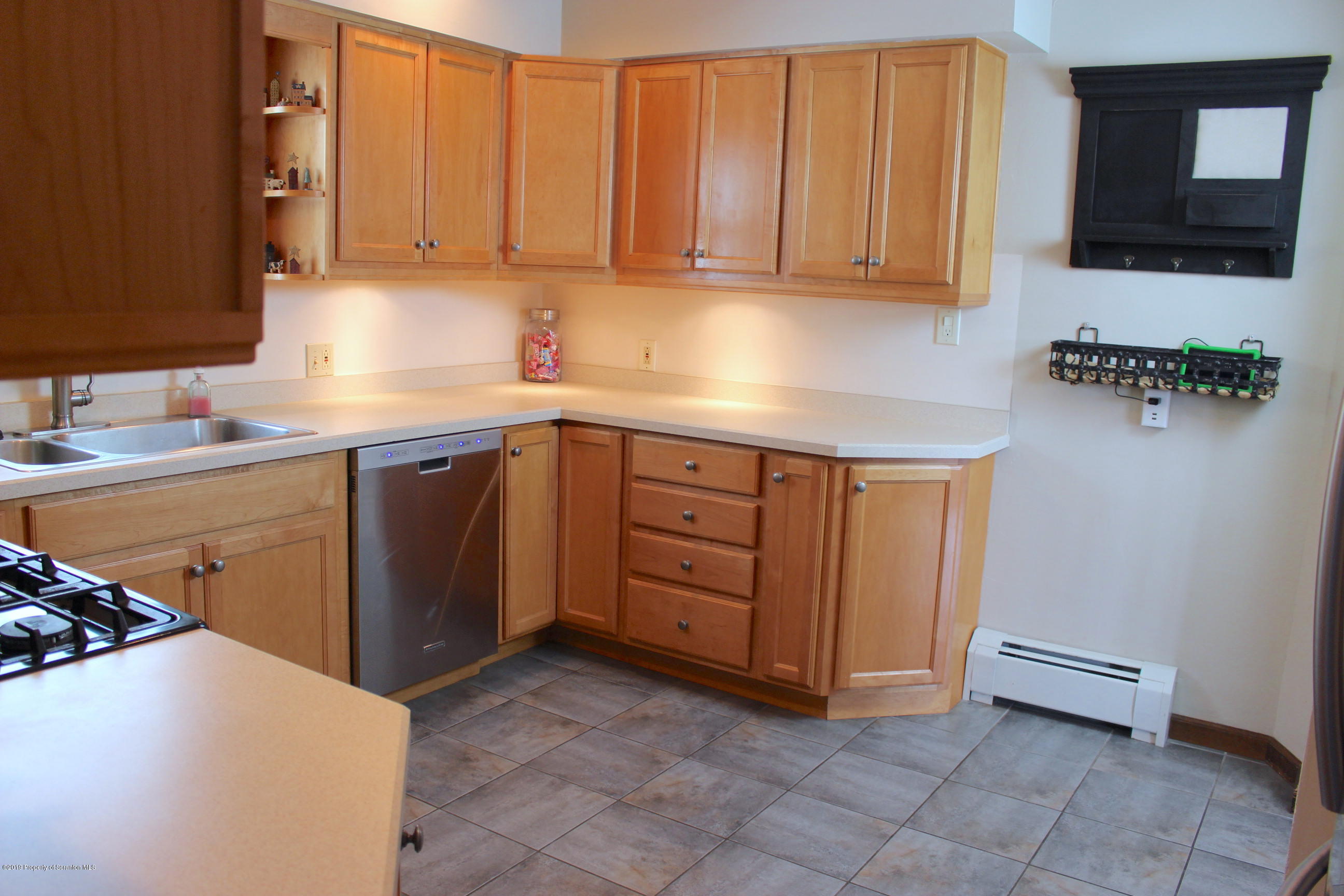3 Laurel Hill Road Dalton, PA 18414 - Photo 10 of 31 Kitchen