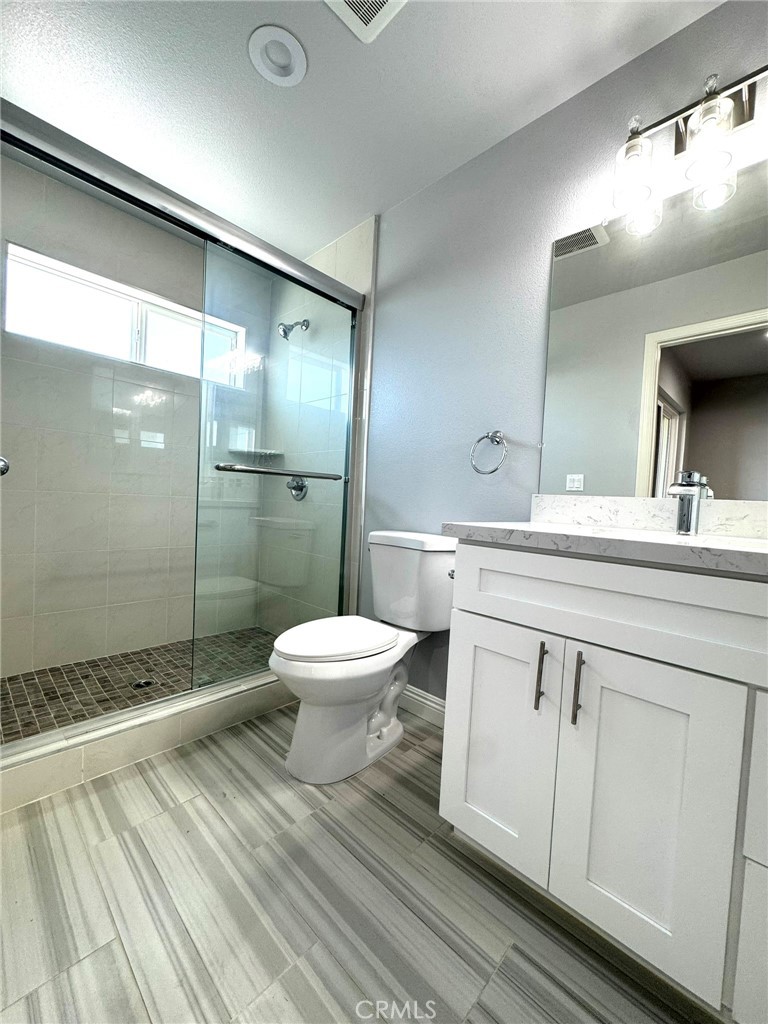 15616 Amar Road, Unit I La Puente, CA 91744 - Photo 5 of 7