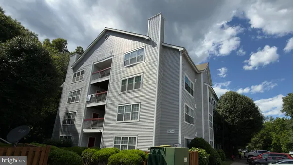 $164,900 | 18516 Boysenberry Drive, Unit 210, Gaithersburg, MD 20879