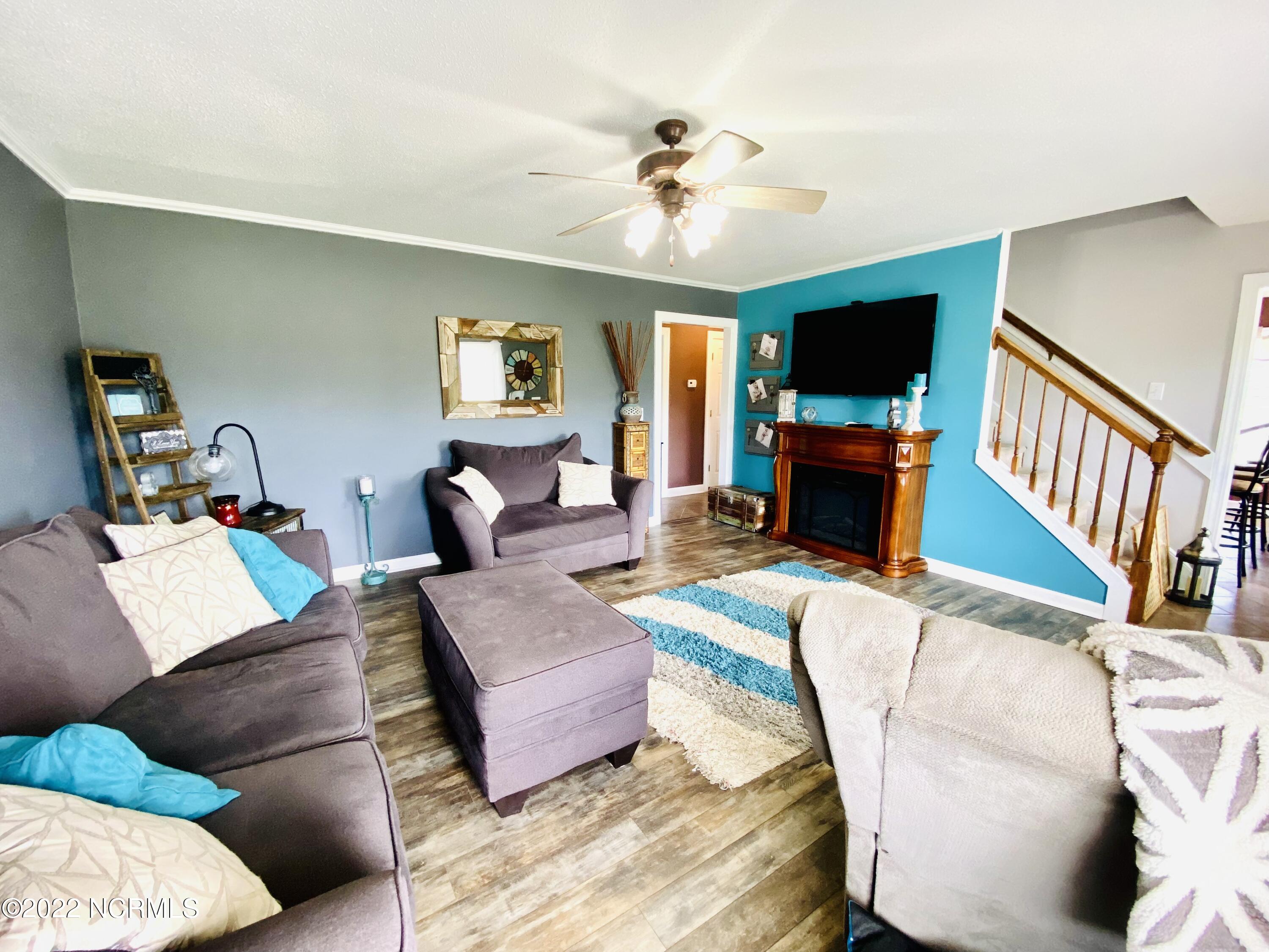1649 Parker Fork Road Kinston, NC 28504 - Photo 7 of 18 IMG-4393