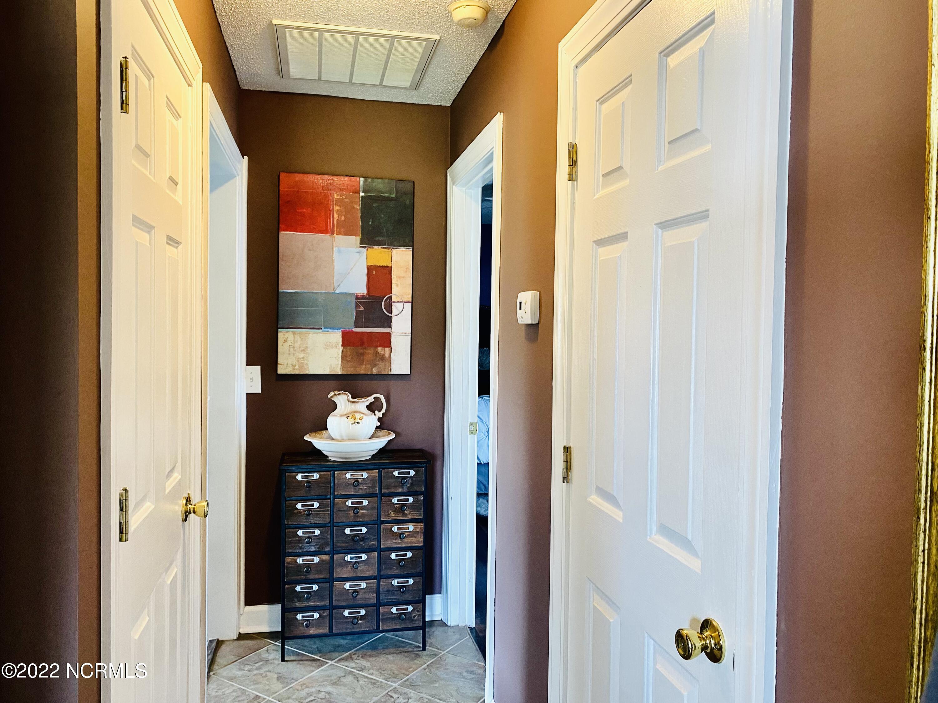 1649 Parker Fork Road Kinston, NC 28504 - Photo 10 of 18 IMG-4389