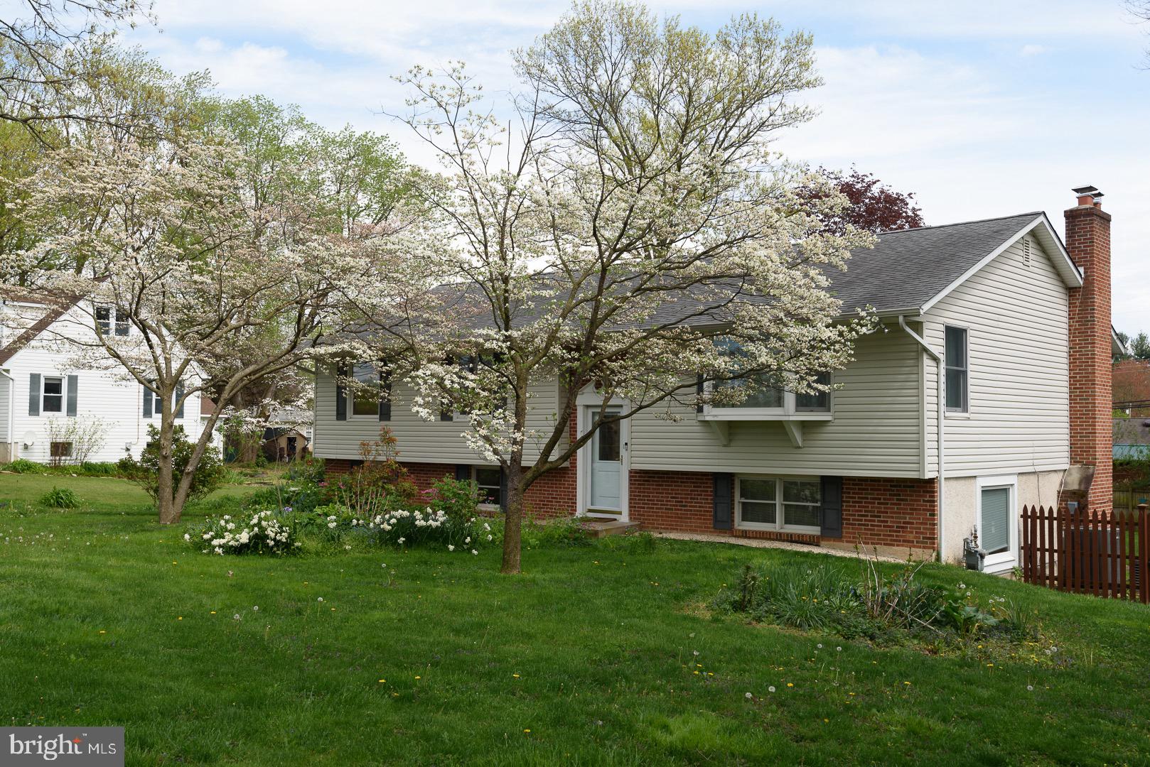 3391 Buck Road Huntingdon Valley, PA 19006 - Photo 2 of 42 Front of house