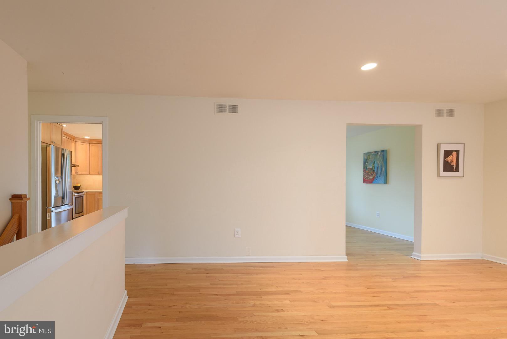 3391 Buck Road Huntingdon Valley, PA 19006 - Photo 19 of 42 Living room