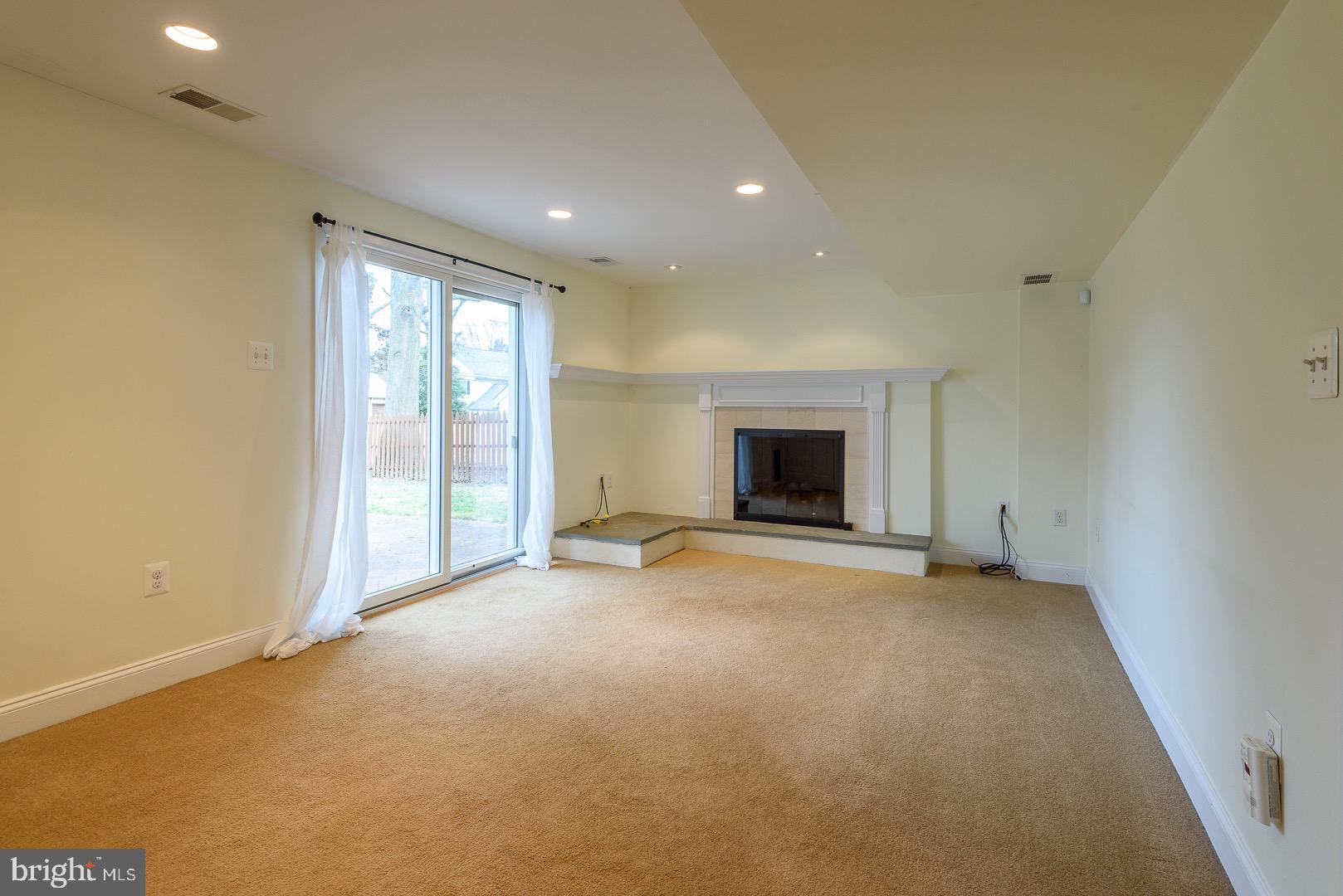 3391 Buck Road Huntingdon Valley, PA 19006 - Photo 32 of 42 Family Room