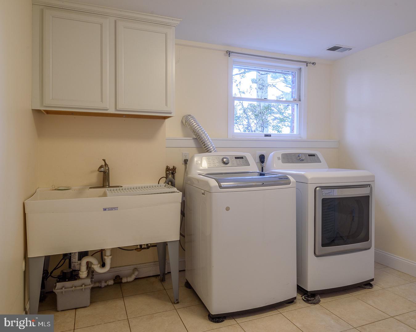 3391 Buck Road Huntingdon Valley, PA 19006 - Photo 38 of 42 Laundry Room