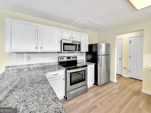 $2,125 | 517 Cascade Walk, McDonough, GA 30253