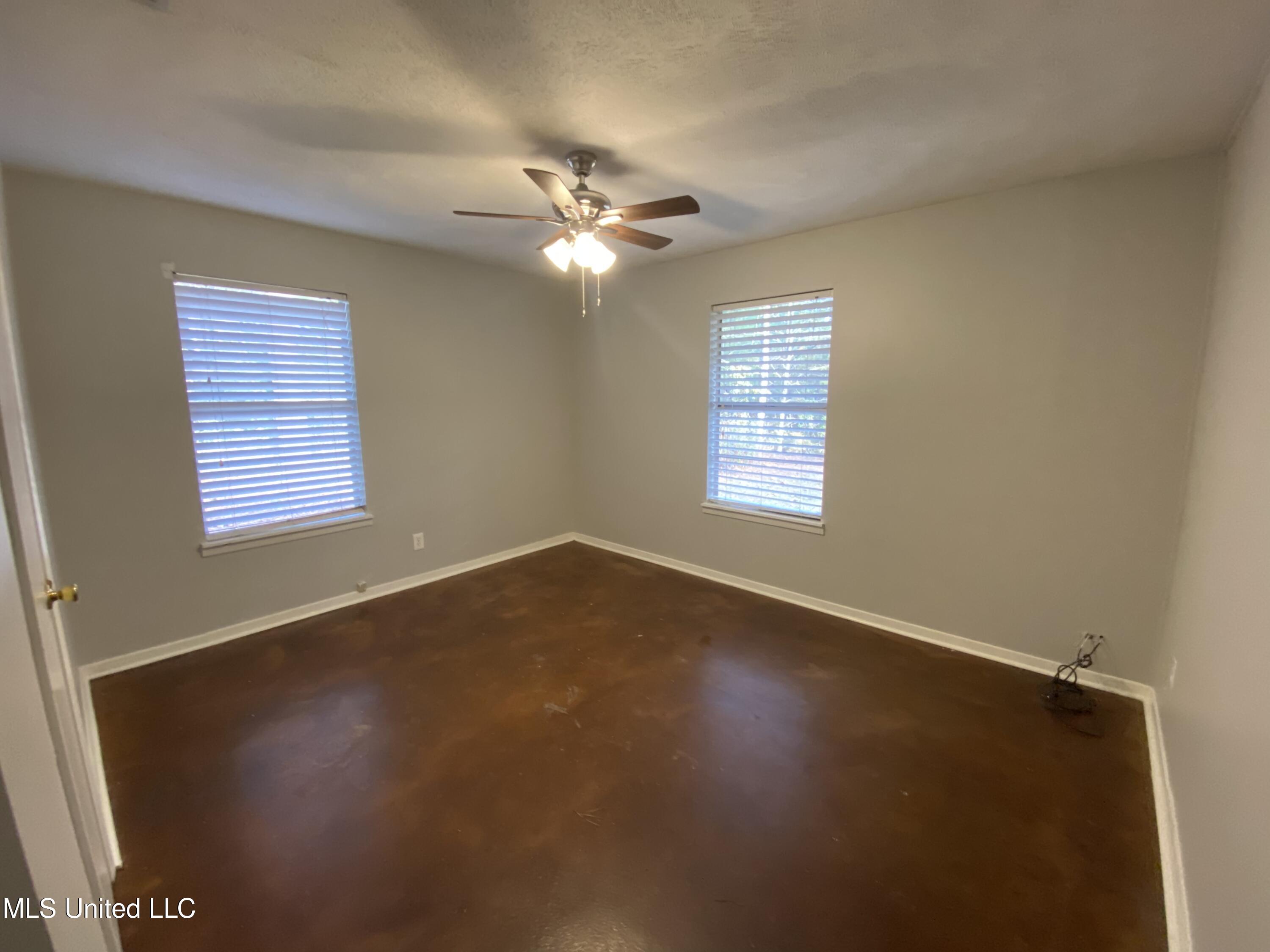 204 Pine Ridge Road Florence, MS 39073 - Photo 11 of 22 B564223C-5938-402C-9A3C-515B03033807