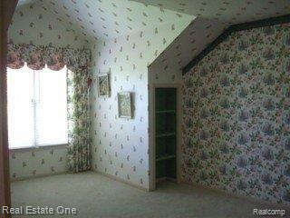815 Garnet Court, Unit 47 Rochester, MI 48306 - Photo 12 of 17 Garnetbed2