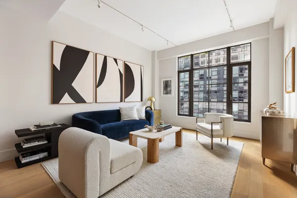 $1,350,000 | 517 West 29th Street, Unit 2D | Chelsea