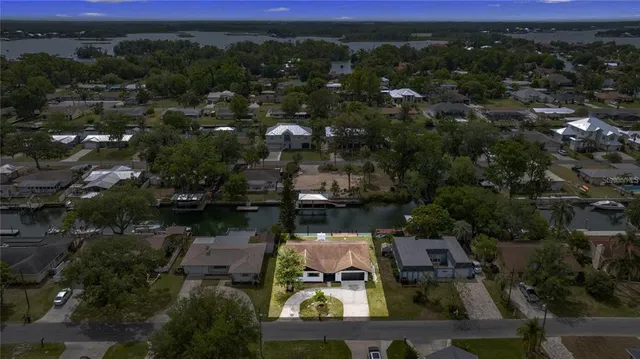 $599,000 | 1218 Southeast 4th Avenue, Crystal River, FL 34429