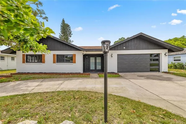 $549,000 | 1218 Southeast 4th Avenue, Crystal River, FL 34429