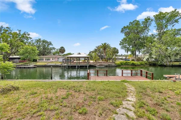 $549,000 | 1218 Southeast 4th Avenue, Crystal River, FL 34429
