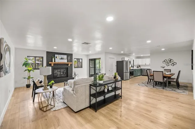 $599,000 | 1218 Southeast 4th Avenue, Crystal River, FL 34429