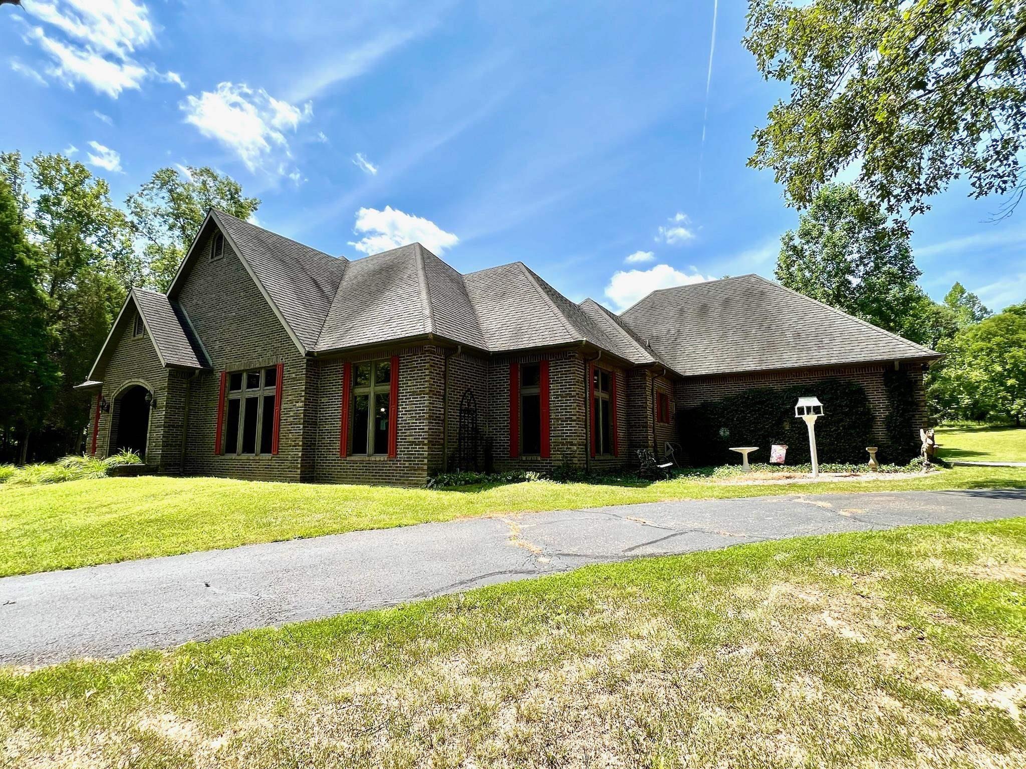 181 Norman Road Norman, IN 47264 - Photo 3 of 36 Gallery Image 3