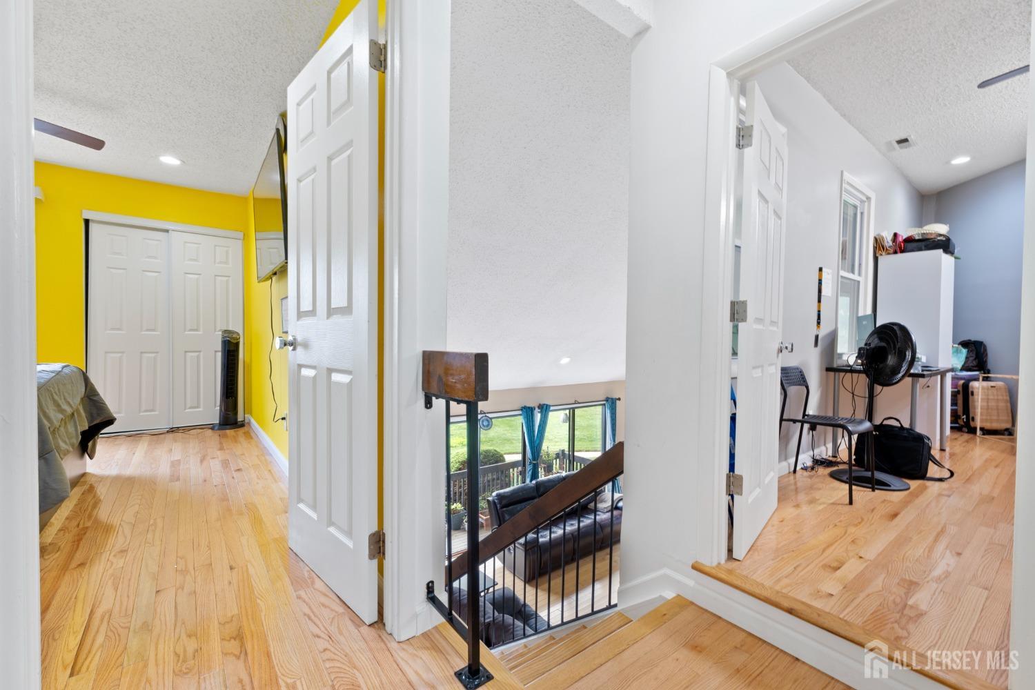 12 Westgate Drive Edison, NJ 08820 - Photo 20 of 46