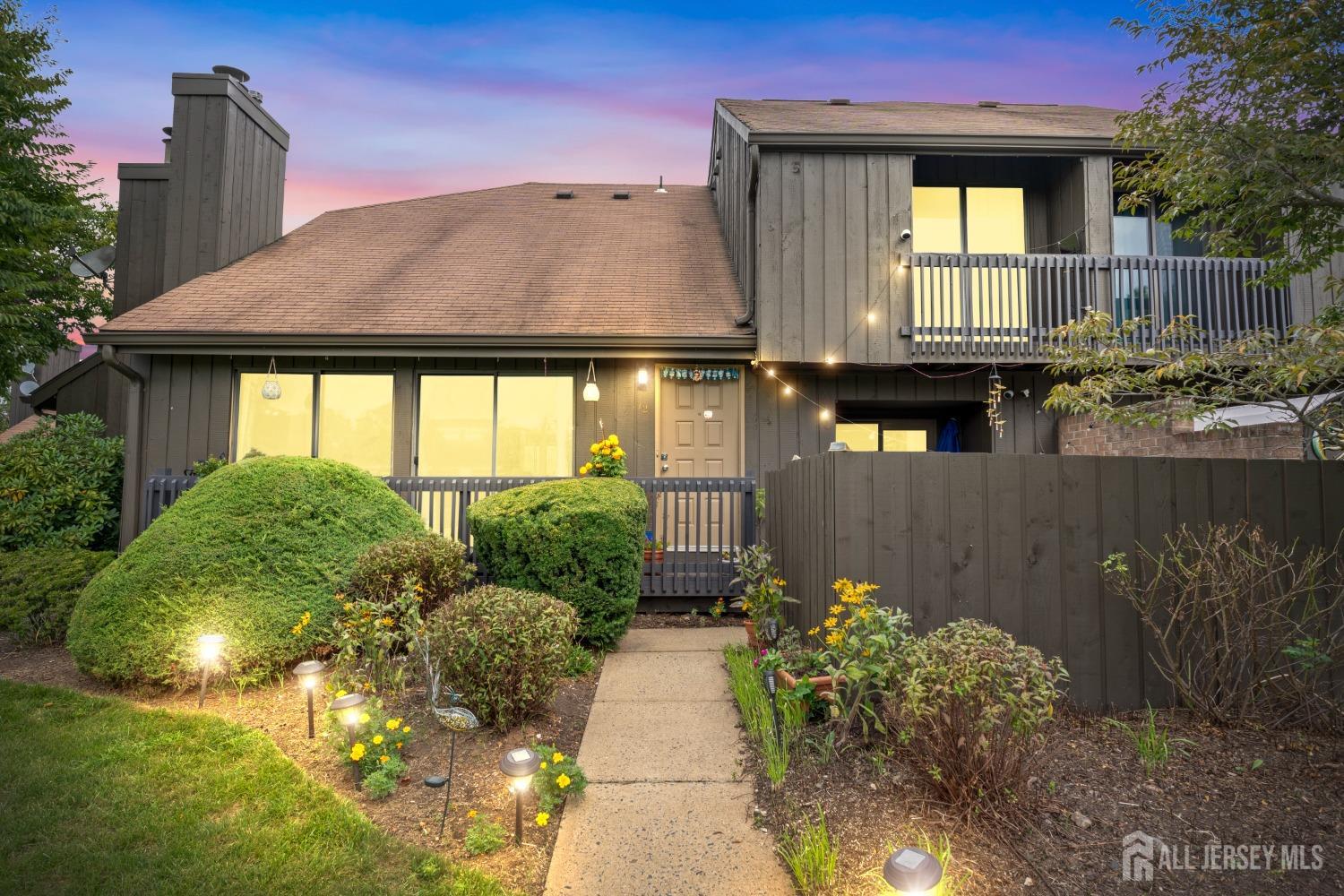 12 Westgate Drive Edison, NJ 08820 - Photo 2 of 46