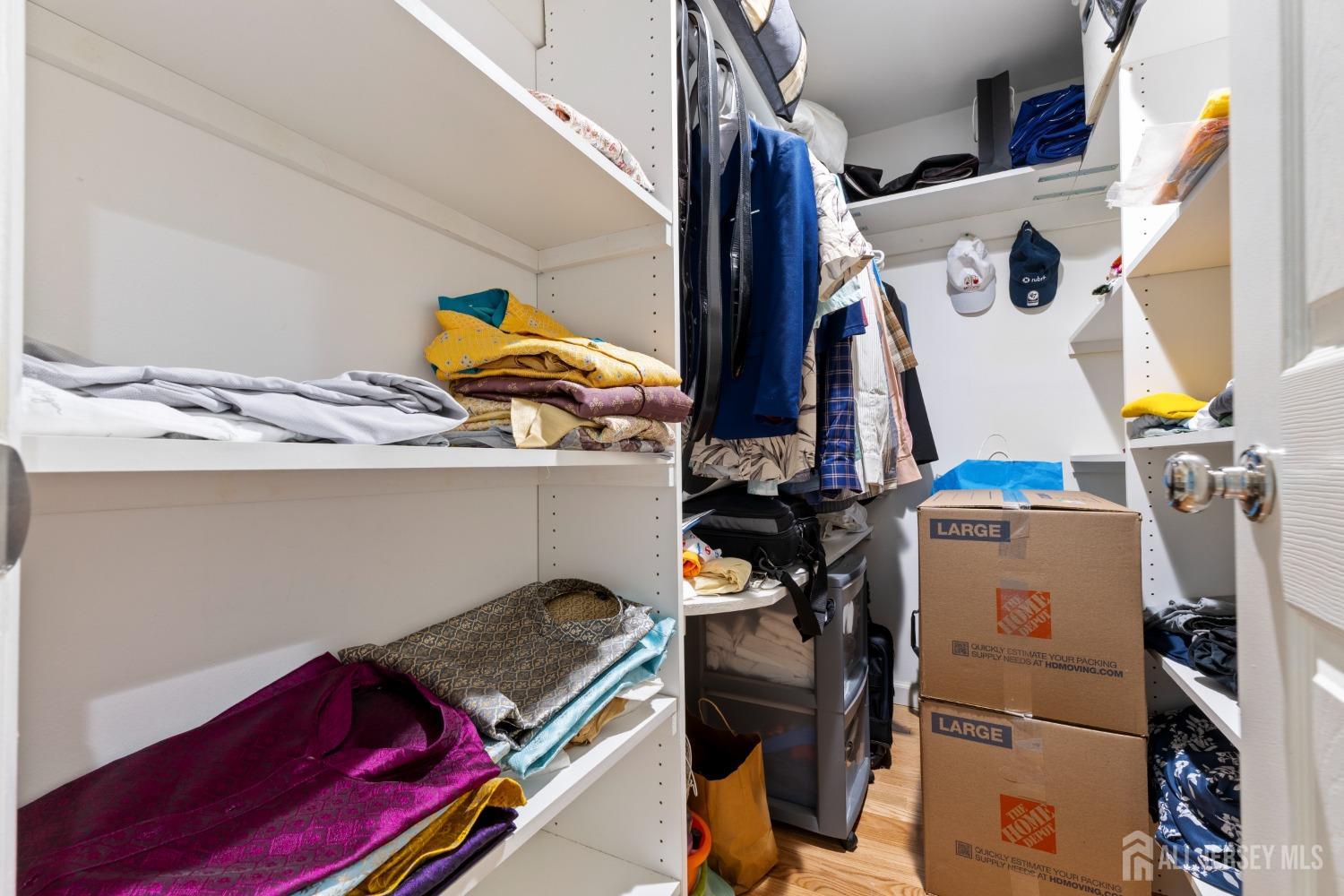 12 Westgate Drive Edison, NJ 08820 - Photo 30 of 46