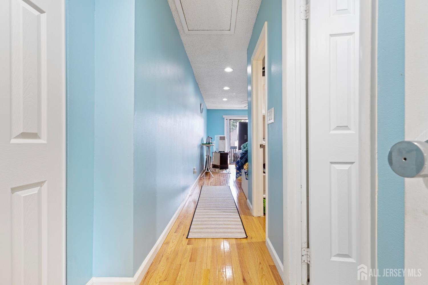 12 Westgate Drive Edison, NJ 08820 - Photo 33 of 46