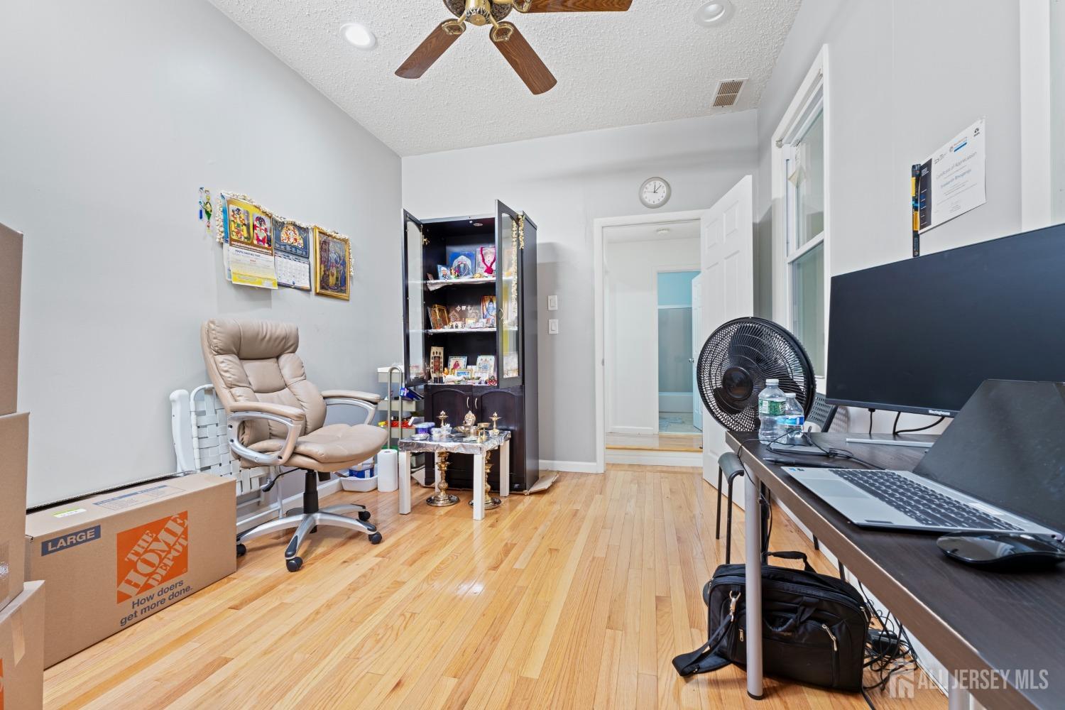 12 Westgate Drive Edison, NJ 08820 - Photo 34 of 46