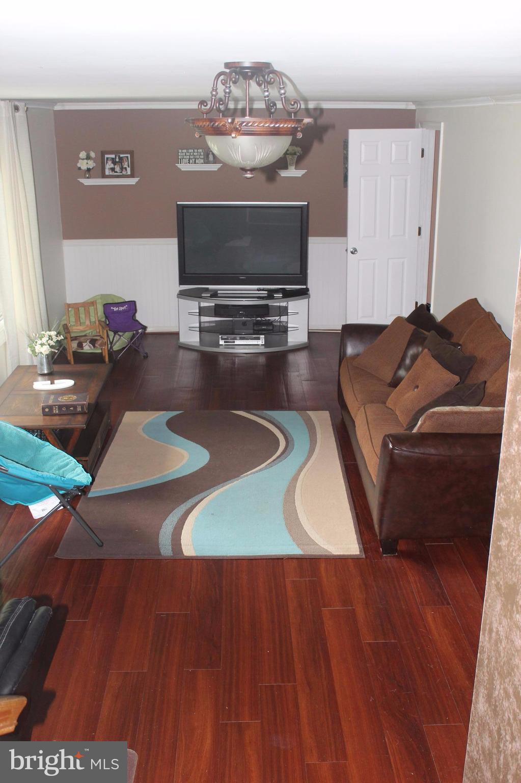 807 Pin Oak Road Severna Park, MD 21146 - Photo 13 of 29 Lower level family Room