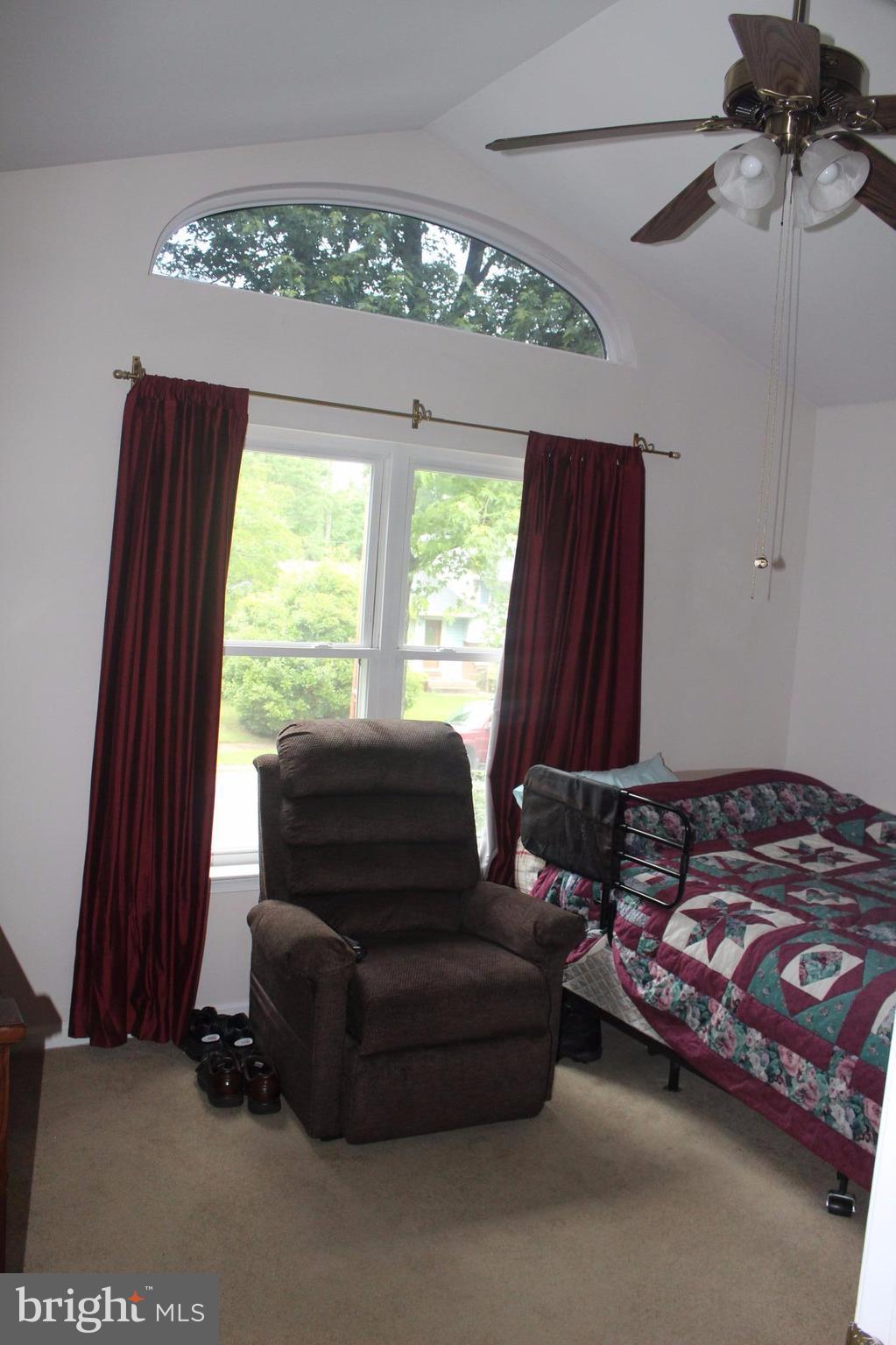 807 Pin Oak Road Severna Park, MD 21146 - Photo 23 of 29 In law suite - Bedroom