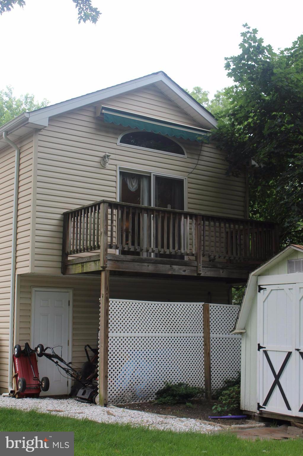 807 Pin Oak Road Severna Park, MD 21146 - Photo 26 of 29 View of deck on in law suite.
