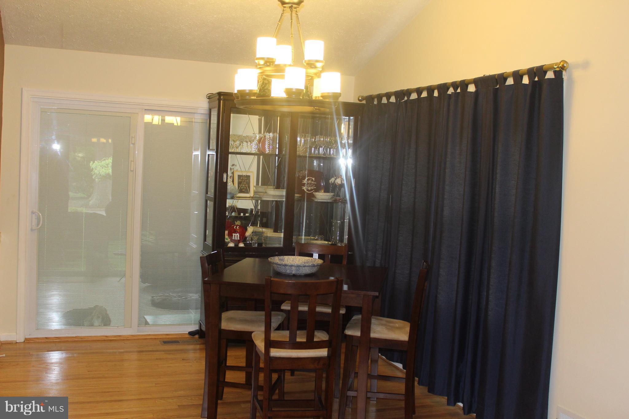 807 Pin Oak Road Severna Park, MD 21146 - Photo 6 of 29 Dining Room