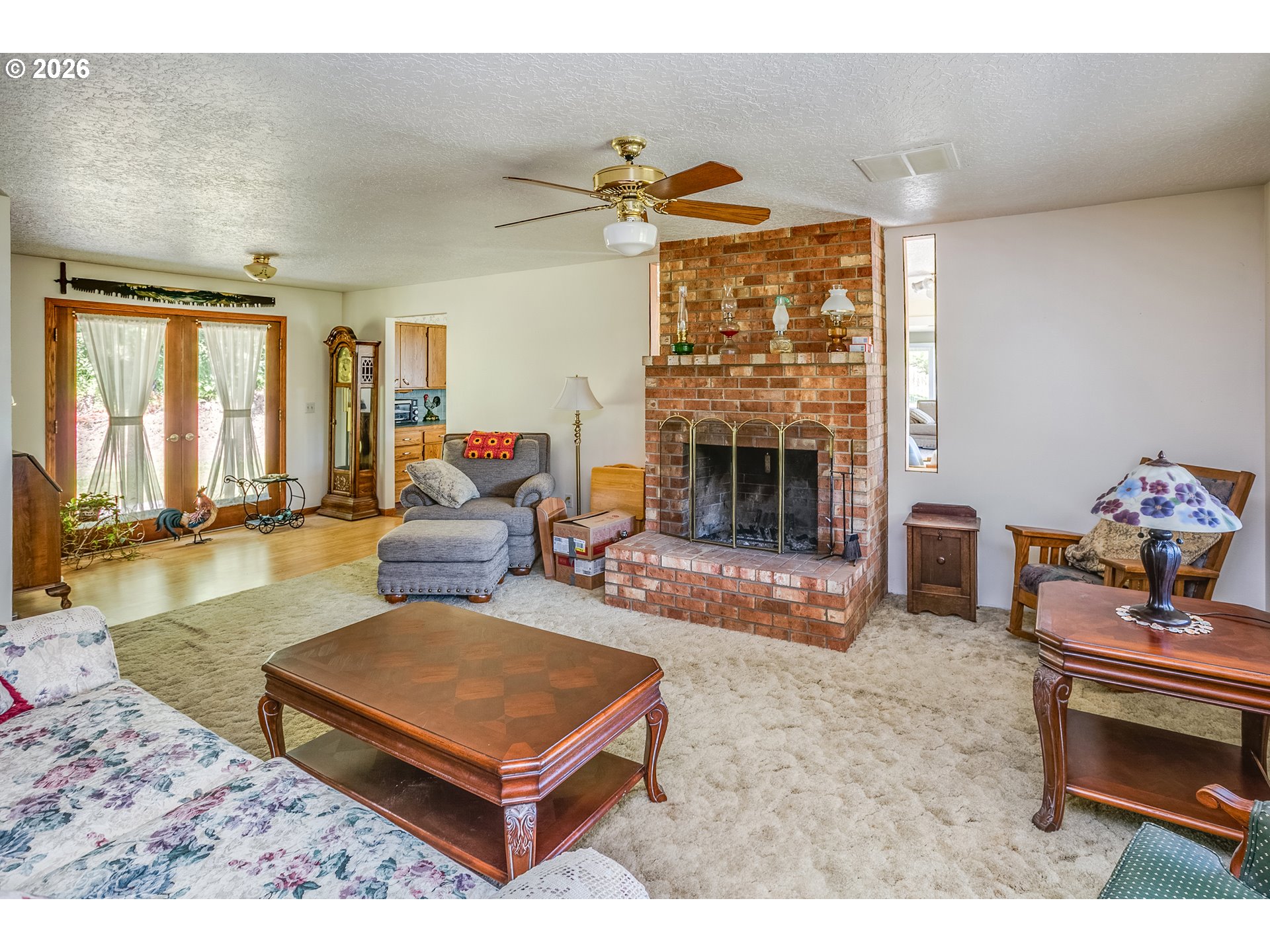 81165 81167th Road Seaside, OR 97138 - Photo 16 of 48 Living Room