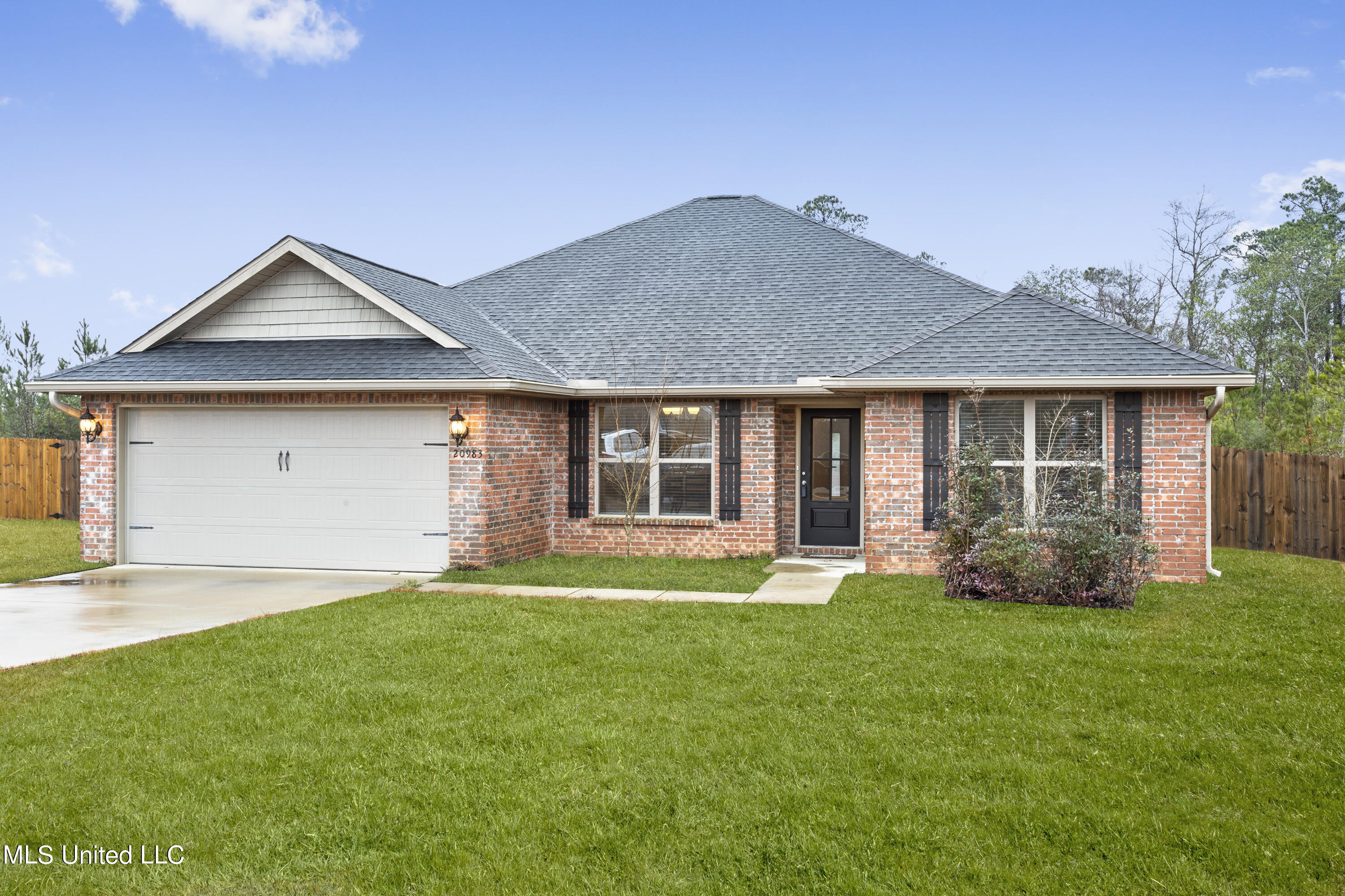 20983 West Wortham Road Saucier, MS 39574 - Photo 4 of 27 004