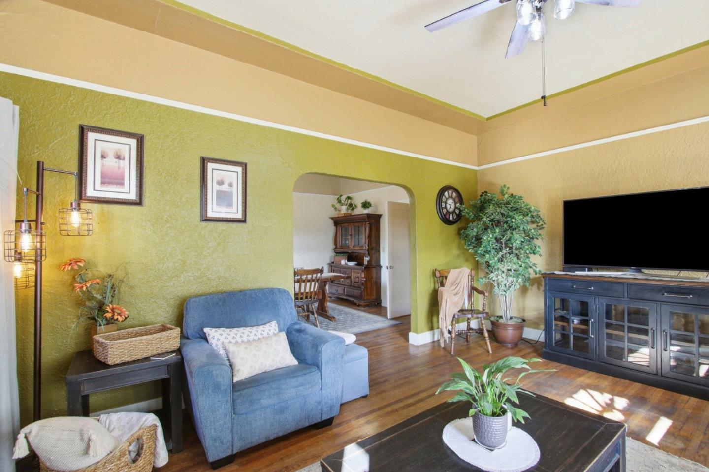 10625 Merriman Road Cupertino, CA 95014 - Photo 11 of 39