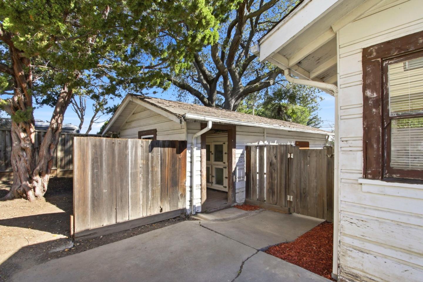 10625 Merriman Road Cupertino, CA 95014 - Photo 31 of 39