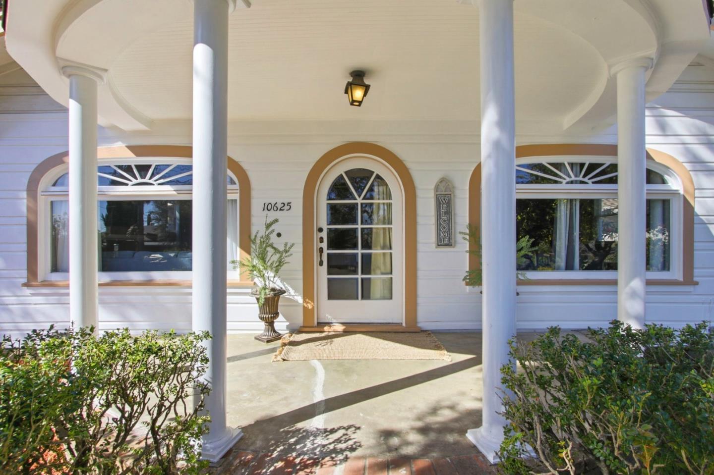 10625 Merriman Road Cupertino, CA 95014 - Photo 5 of 39