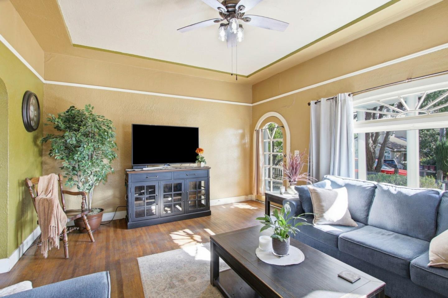 10625 Merriman Road Cupertino, CA 95014 - Photo 10 of 39