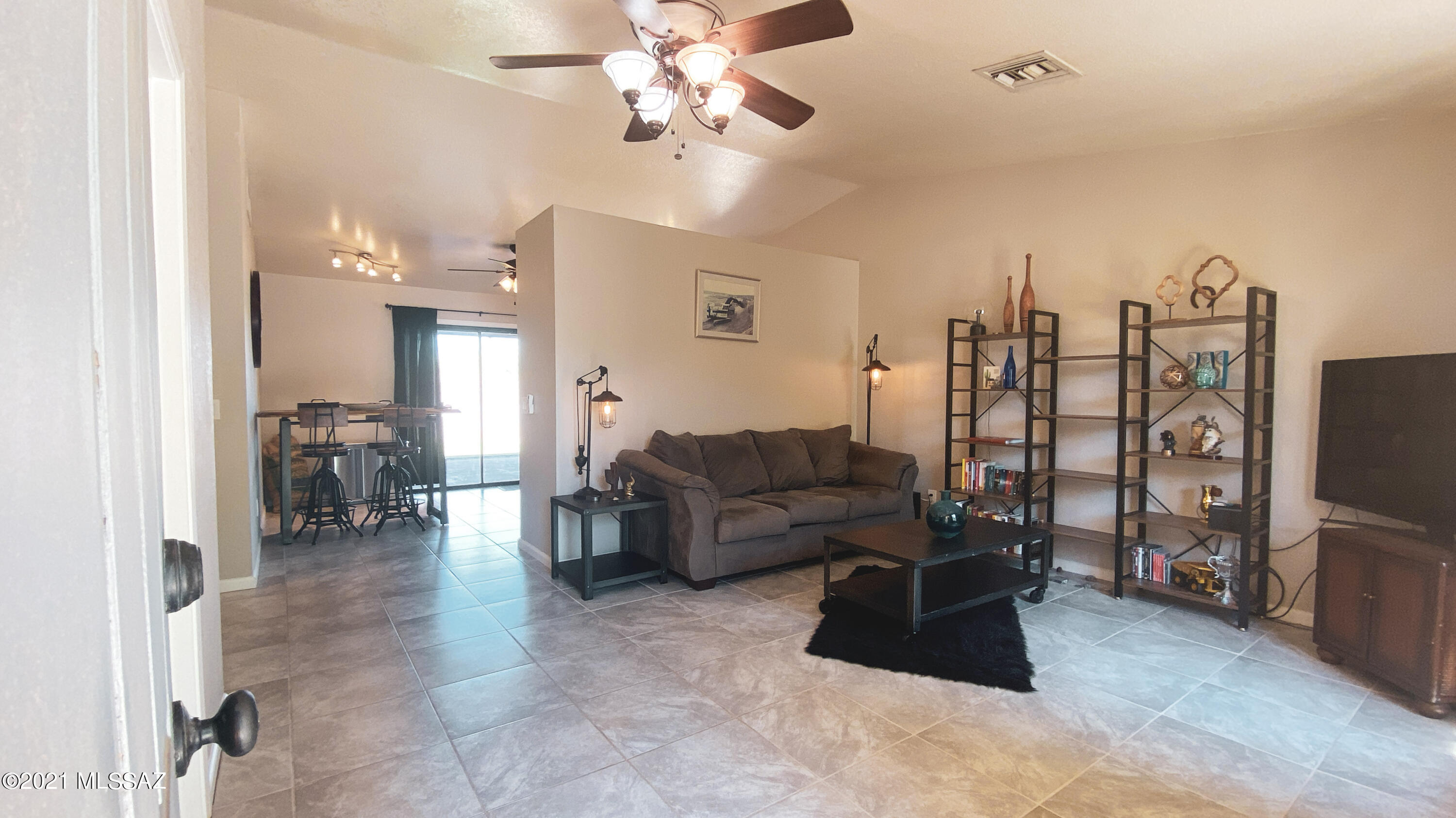 2860 West Ribera Place Tucson, AZ 85742 - Photo 3 of 28