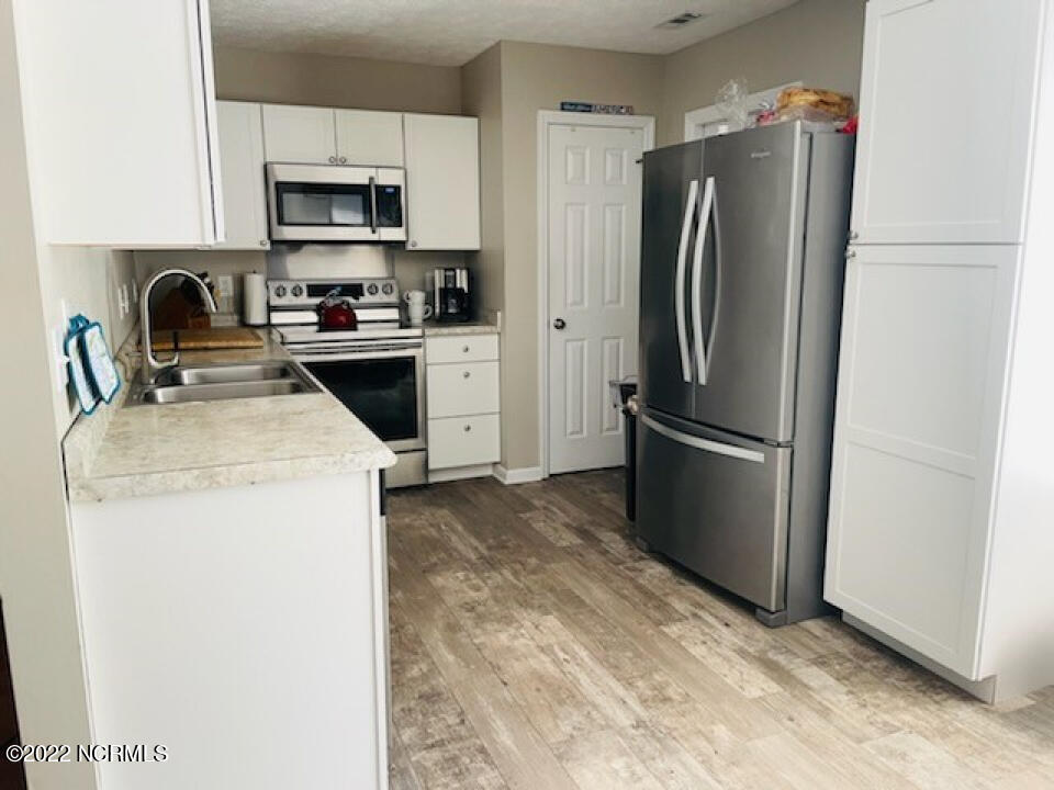 300 Foxhall Road Newport, NC 28570 - Photo 3 of 12 2