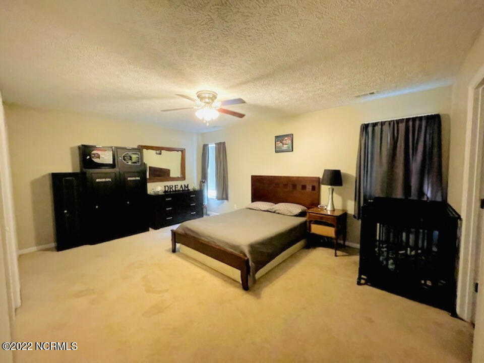 300 Foxhall Road Newport, NC 28570 - Photo 6 of 12 5