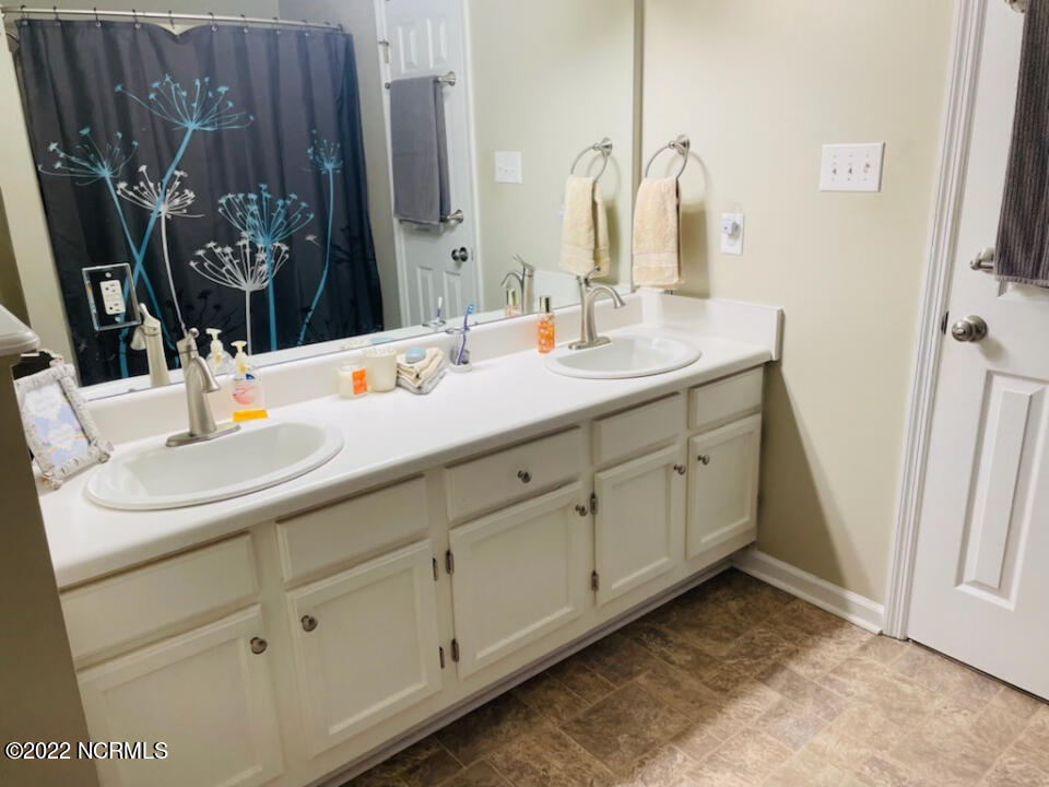 300 Foxhall Road Newport, NC 28570 - Photo 9 of 12 8