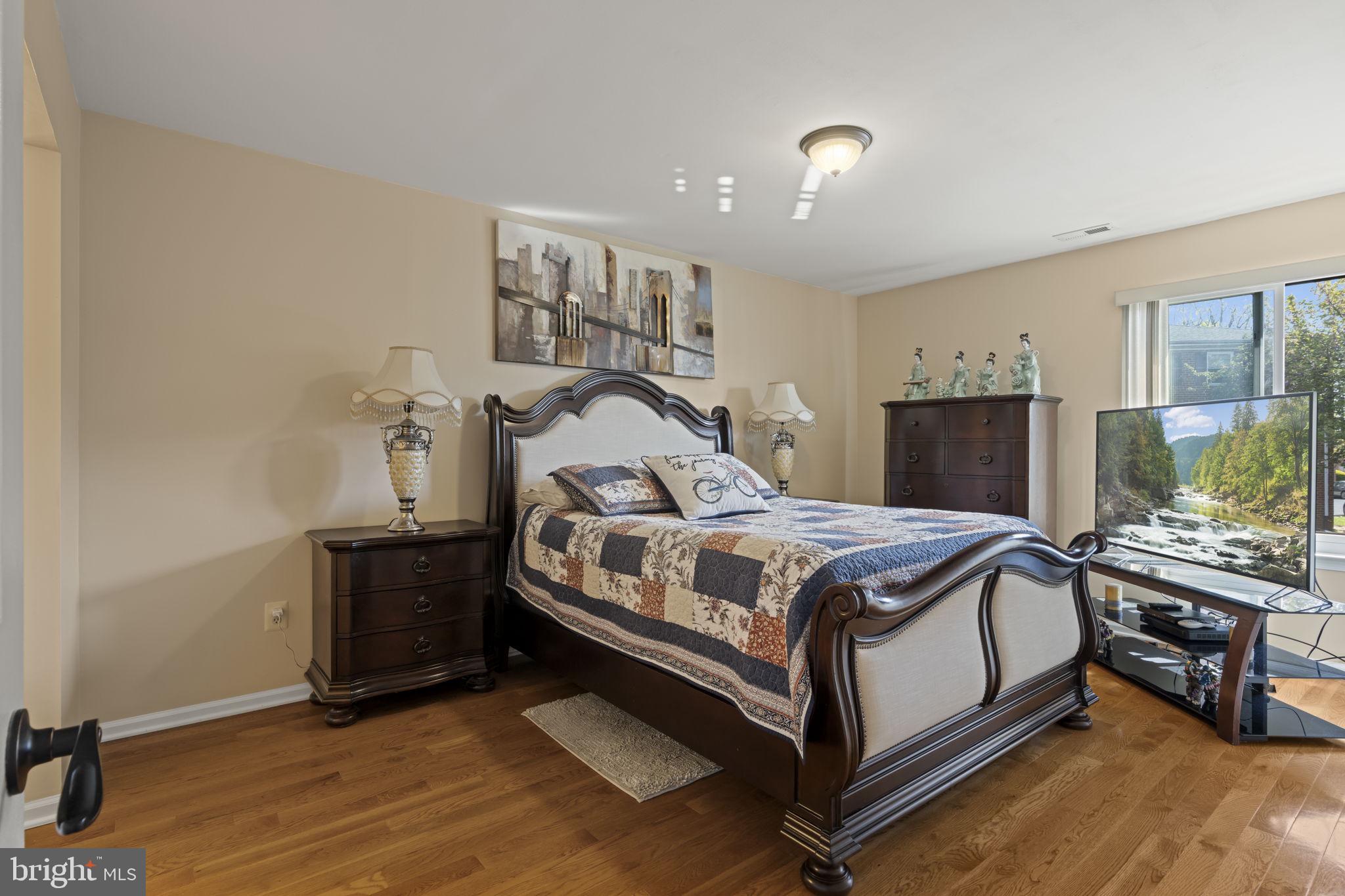 2089 Welsh Road, Unit F2 Philadelphia, PA 19115 - Photo 14 of 25 Gallery Image 14