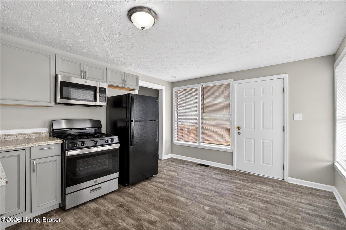 4313 Dover Road Louisville, KY 40216 - Photo 12 of 31 08-A7400879